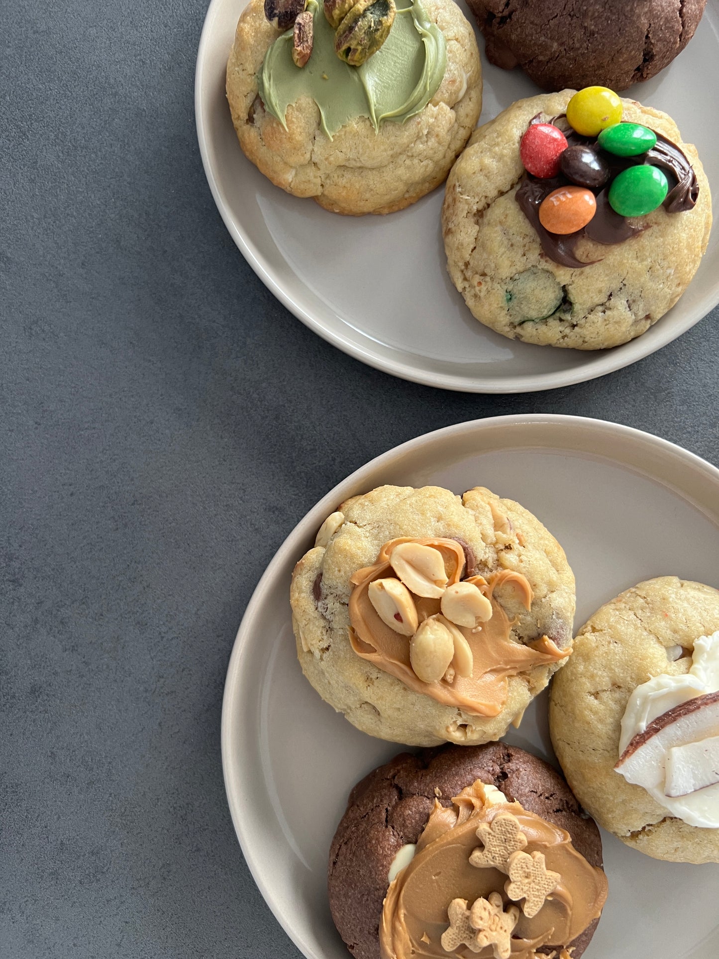 🌱GLUTEN FREE                                            🎄LOVELY CHRISTMAS BOX🎄7 Mini Cookies